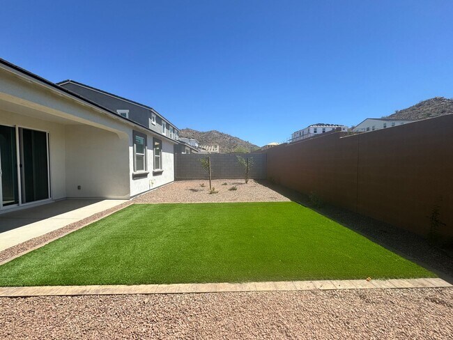Building Photo - BRAND NEW HOME IN ALORAVITA IN PEORIA
