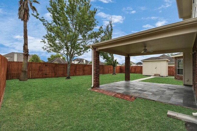 Building Photo - 2523 Sunstone Ln