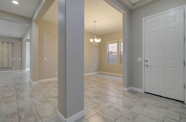 Building Photo - 4617 E Walter Way