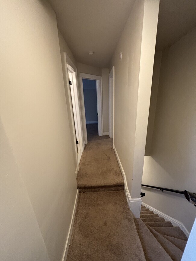 Building Photo - 8817 Marseilles St