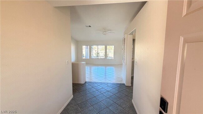 Building Photo - 2066 Poppywood Ave