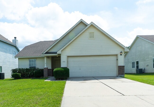 Building Photo - 1052 Windy Grove Ln