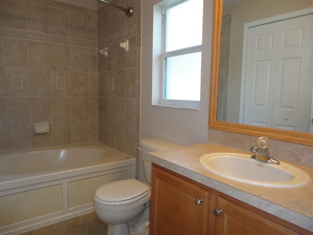 Building Photo - 3306 Hoylake Ct