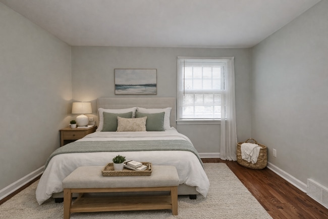 Building Photo - Spacious 4BR Home with Finished Basement, Fireplace & Unique Layout