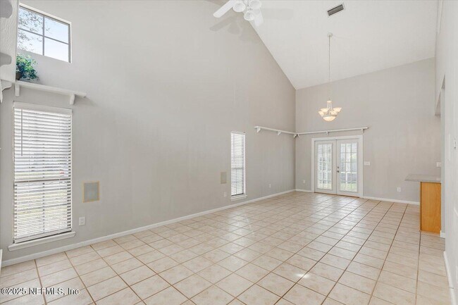 Building Photo - 8050 Toulon Ct
