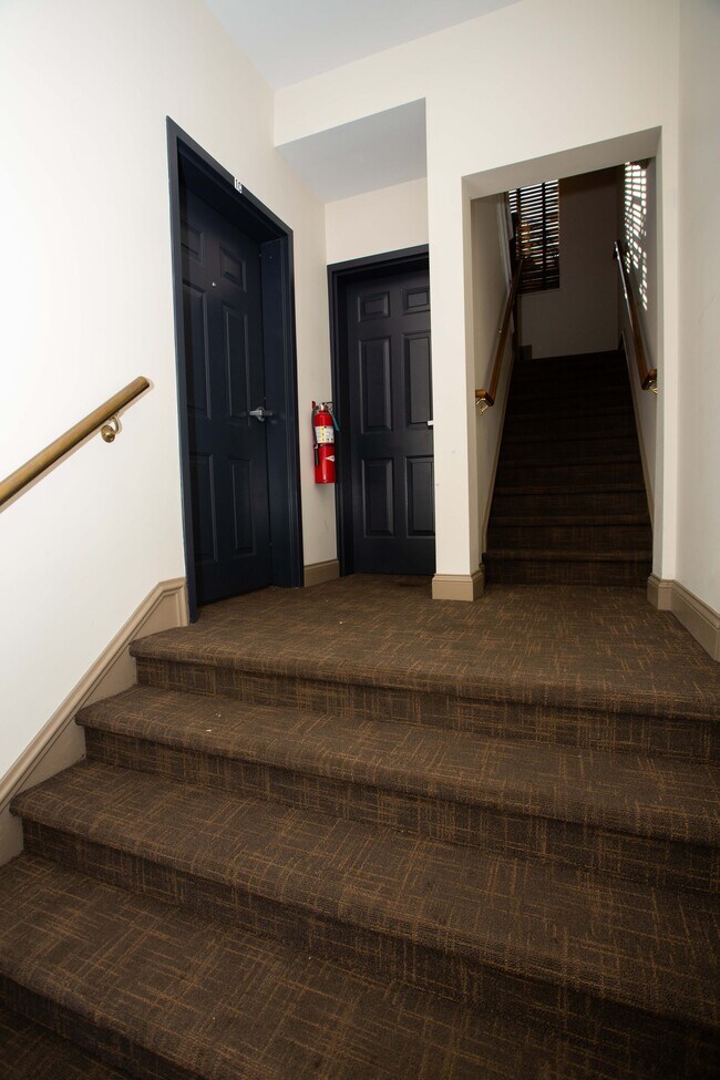 Building Photo - 65 S 5th St