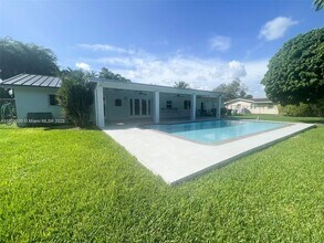 Building Photo - 8785 SW 176th Terrace
