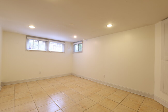 Building Photo - Welcome Home!