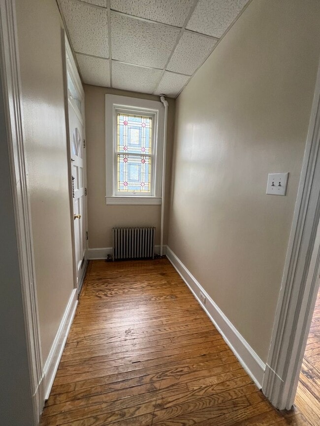 Building Photo - 1434 1st Ave