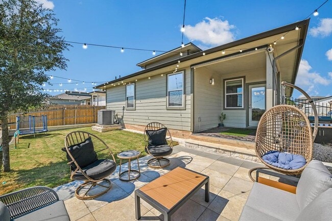 Building Photo - 14013 Zuhause Dr