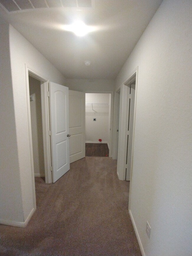 Building Photo - 6127 Lakefront