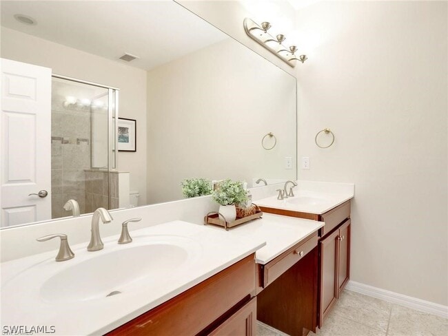 Building Photo - 23430 Alamanda Dr