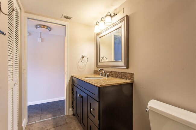 Building Photo - 2501 Antigua Terrace