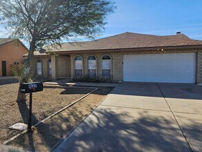 Building Photo - Stunning 4bd 2bth house in Tempe with pool
