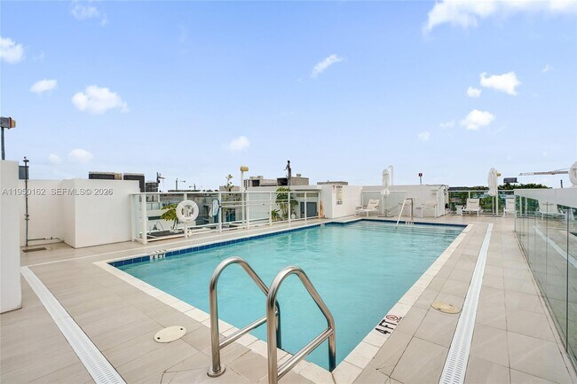 Building Photo - 1170 101st St