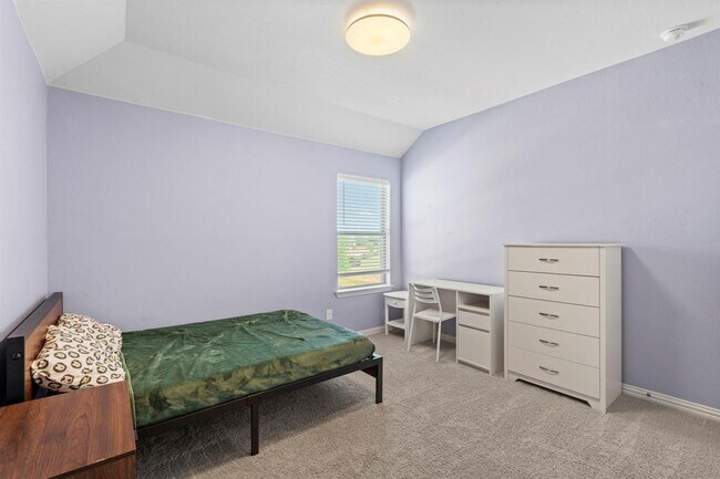 Building Photo - 705 Coyote Crk Wy