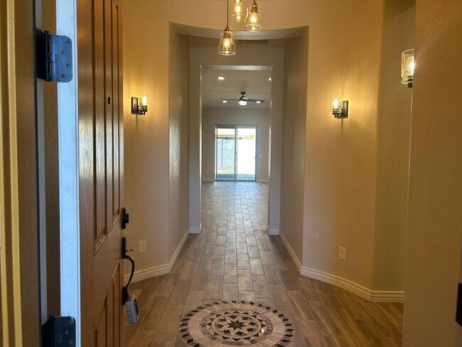 Building Photo - 10274 W Fetlock Trail