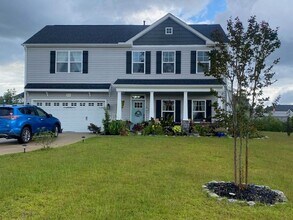 Building Photo - Beautifully furnished 3 bed 2.5 bath home in Leland