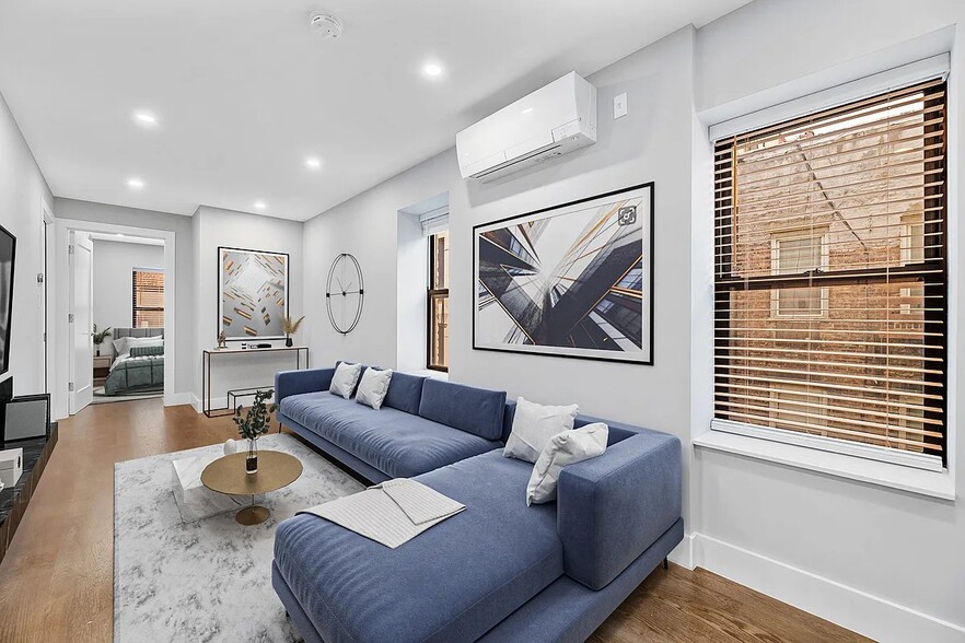 Primary Photo - 153 E 26th St