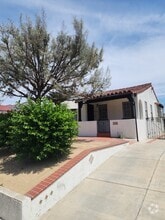 Building Photo - 2310 Fernleaf St