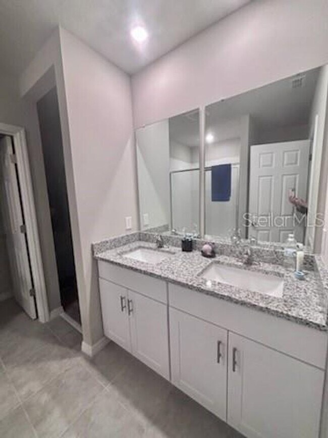 Building Photo - Haines City Home