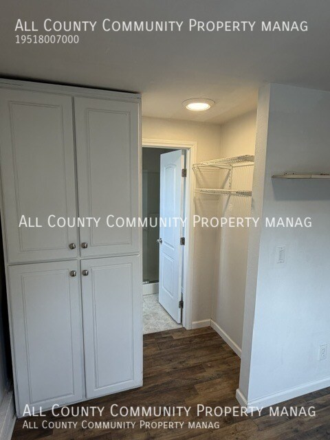 Building Photo - 2956 Mission Village Dr