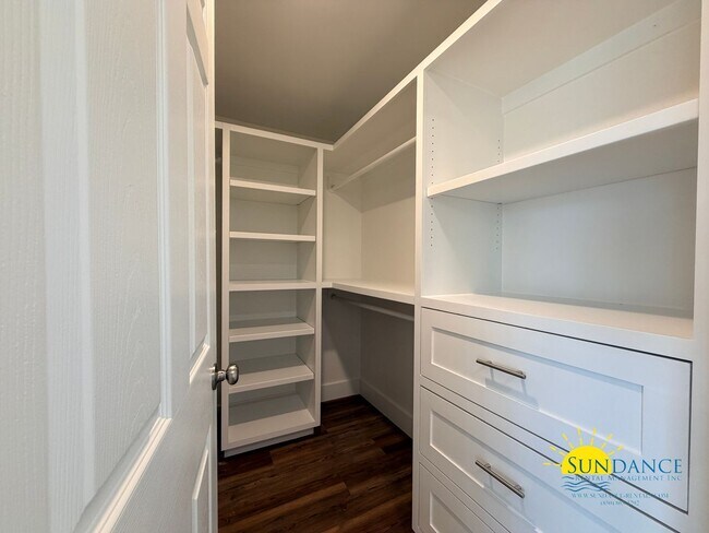 Building Photo - Waterfront 3 Bedroom Home Near E. John Sims Parkway in Niceville!