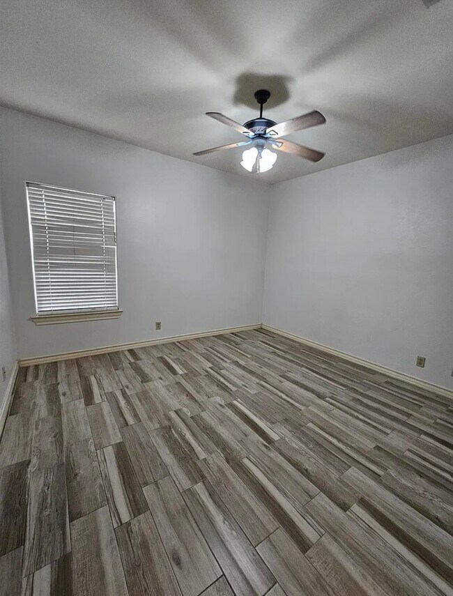 Building Photo - 9804 Cantera Ct