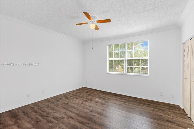 Building Photo - 1440 Coronado Rd