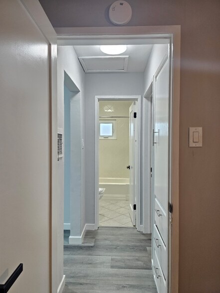 Building Photo - 3211 W 132nd St