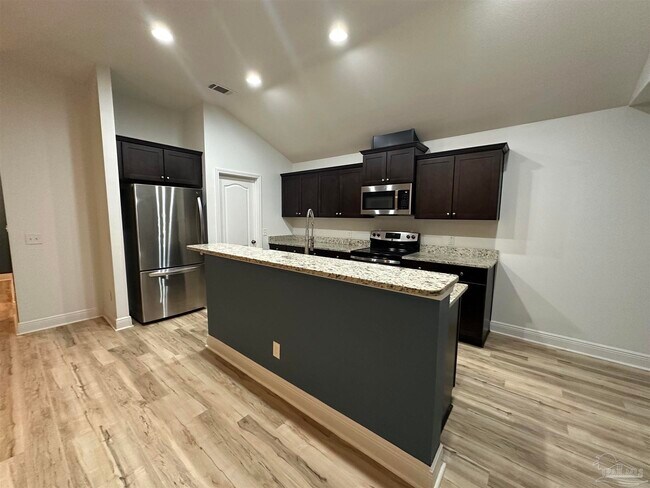 Building Photo - 7329 Farmers Rd