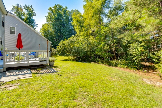 Building Photo - 456 Edenhall Dr