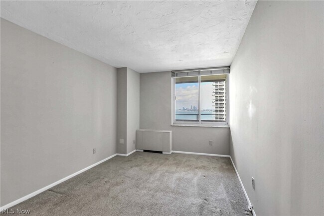 Building Photo - 12900 Lake Ave