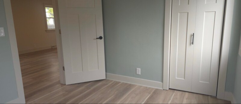 Building Photo - 1117 N Iowa St