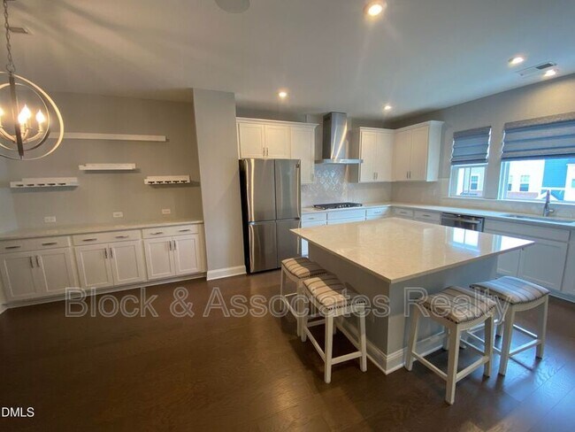 Building Photo - 806 Grafton Peak Ln