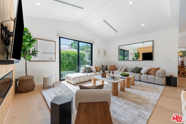 Building Photo - 20226 Lorenzana Dr