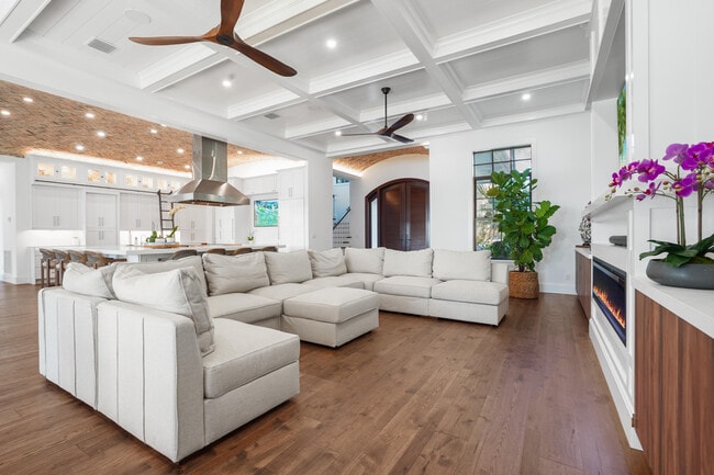 Building Photo - 19471 Harbor Rd S