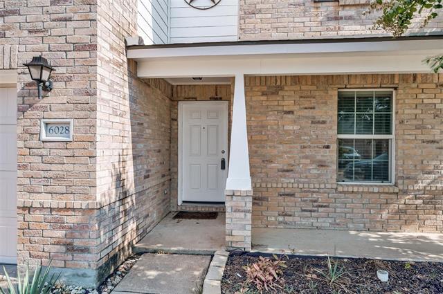 Building Photo - 6028 Fantail Dr