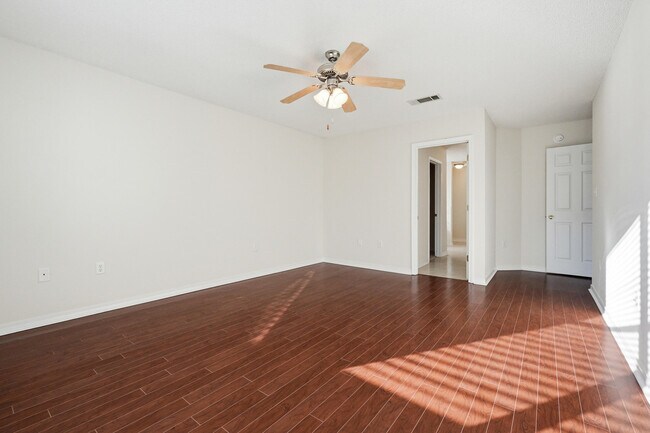 Building Photo - 4227 Shadow Ln