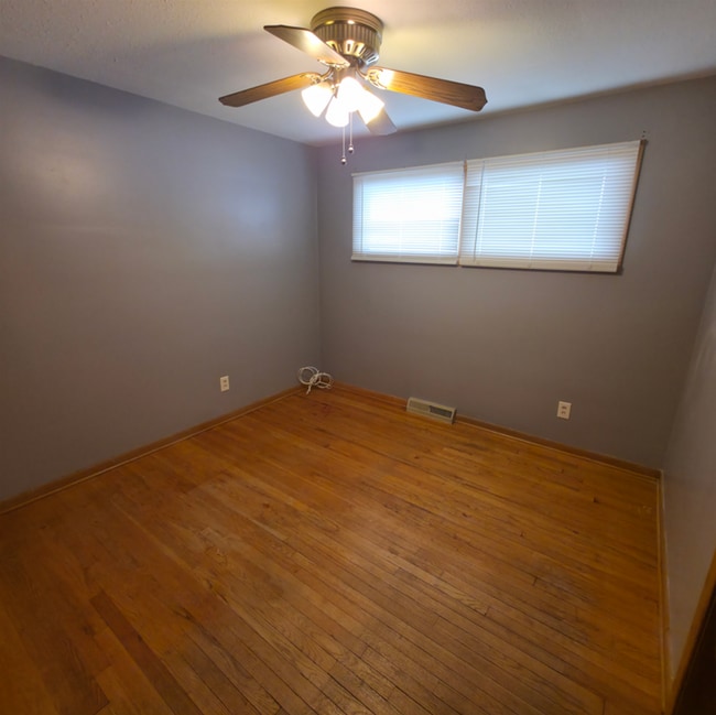 Building Photo - Parma 3-Bedroom Single-Family - Available ...