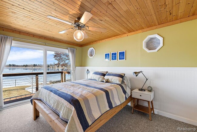 Building Photo - 222 Ackerson Lake Dr