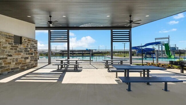 Building Photo - 246 Dusty Bridle Ln