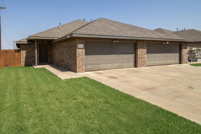 Primary Photo - 9801 Avenue W