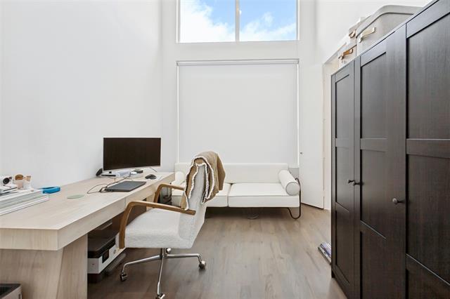 Building Photo - 2319 Kirby St