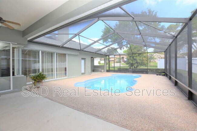 Building Photo - 2218 Longleaf Cir