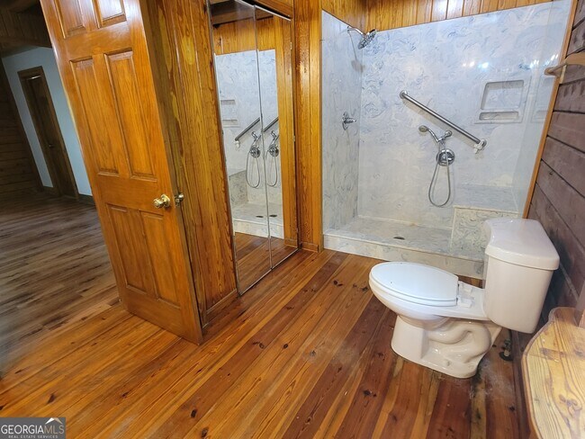 Building Photo - 2391 Booth Cir