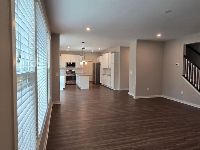 Building Photo - 196 Catalpa Grv