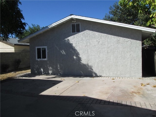 Building Photo - 852 N Davidson Ave