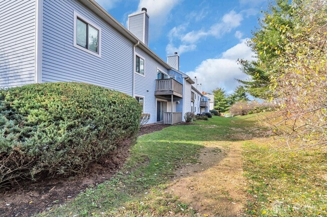 Building Photo - 2016 Aspen Dr