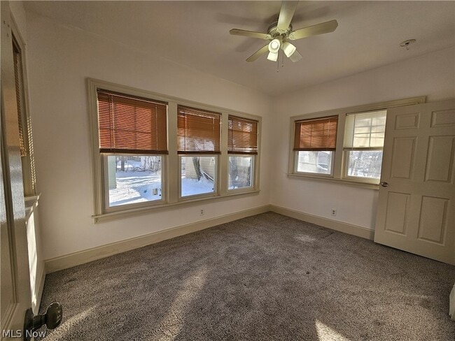 Building Photo - 3430 Beechwood Ave